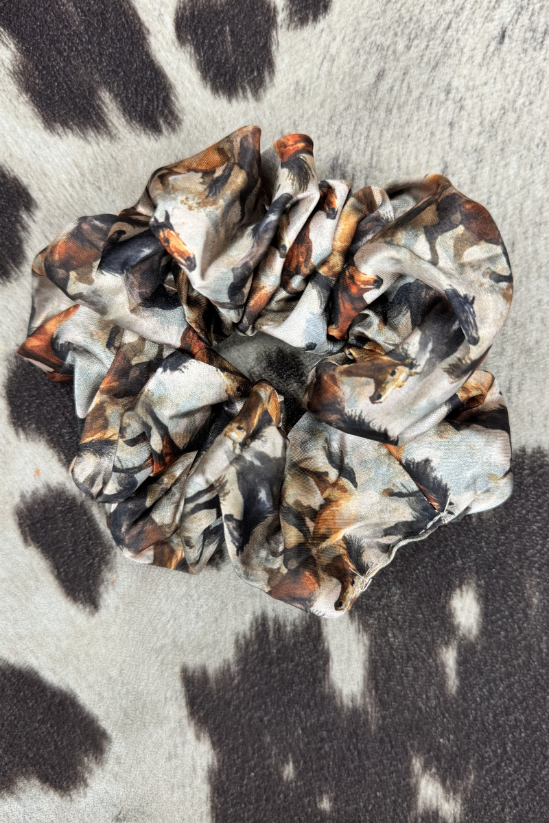 Dusty Trail Scrunchie