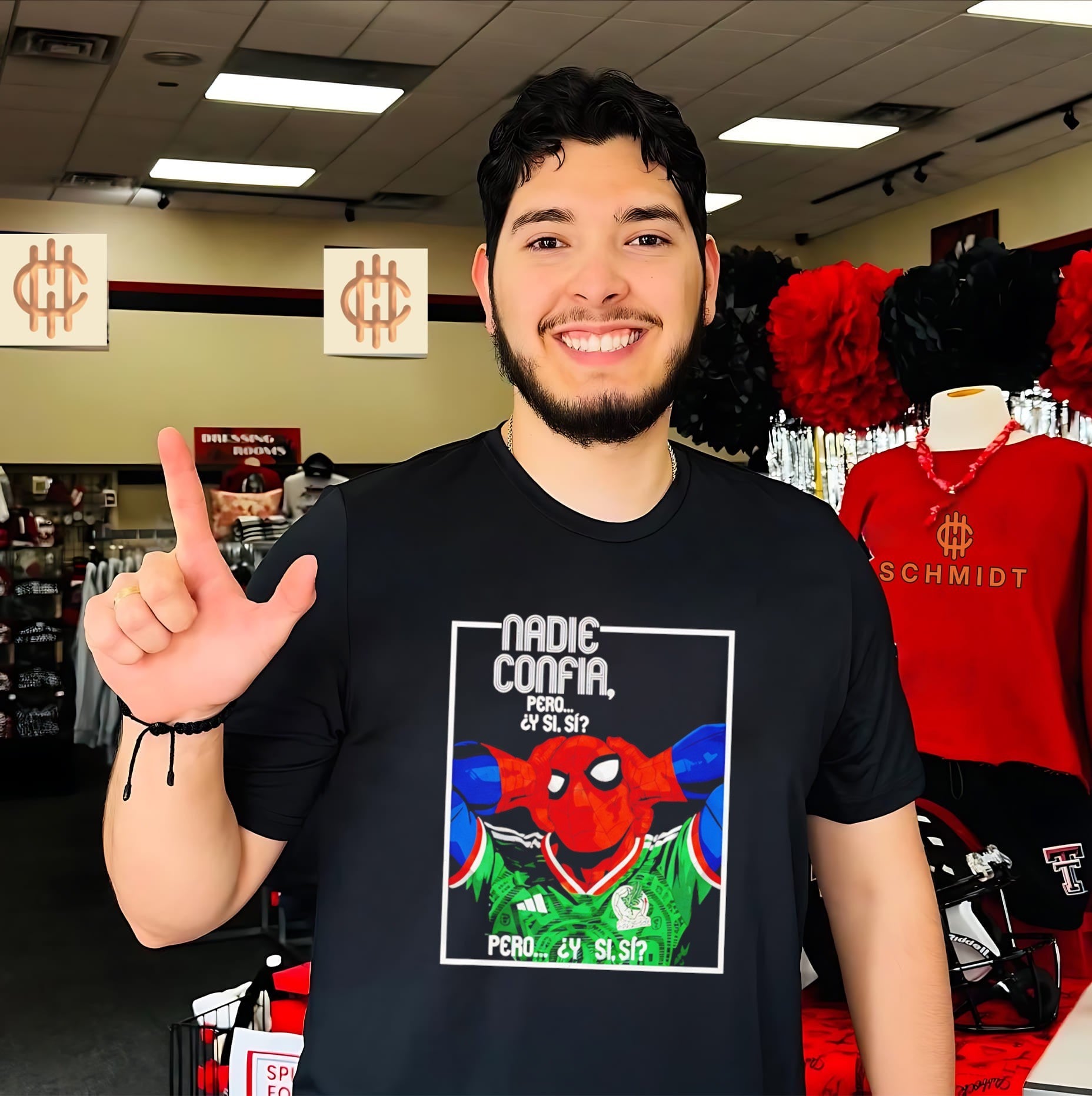 Nadie Confía Pero Y Si Sí Spider-Man Mexico National Team shirt