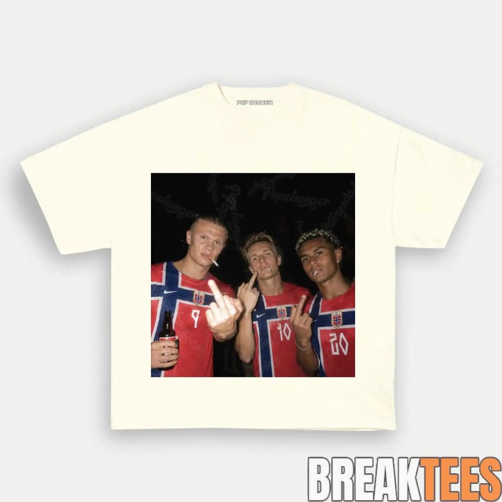Norway Team Retro Football Supporter Graphic Tee