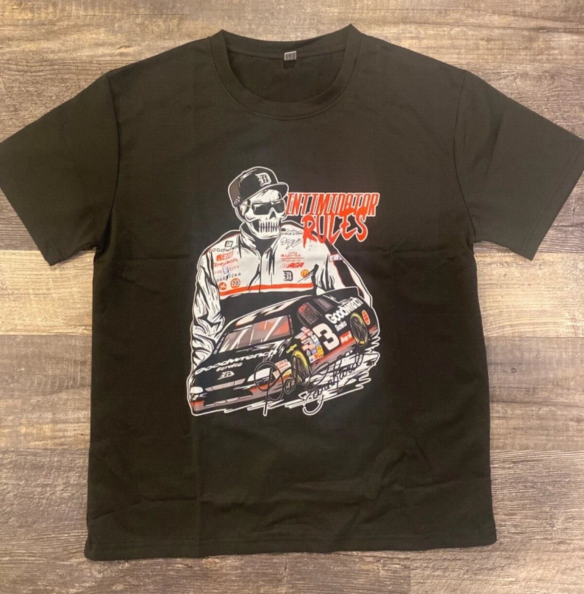 stylish racing car & skeleton pattern print mens comfy T-shirt, graphic tee smal
