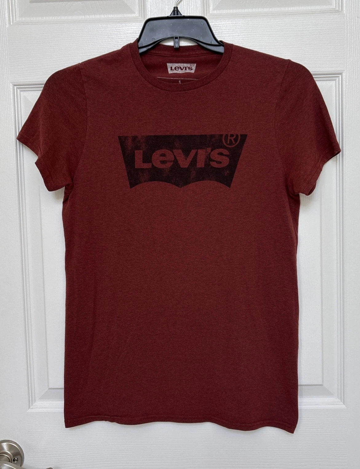 LEVI'S Shirt Men's Small Red Graphic Crew Neck Short Sleeve Stretch Pullover