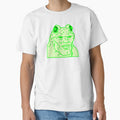 А brutal frog sits and watches by Broke69